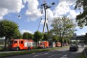 Koelner Seilbahn Gondel blieb haengen Koeln Linksrheinisch P251